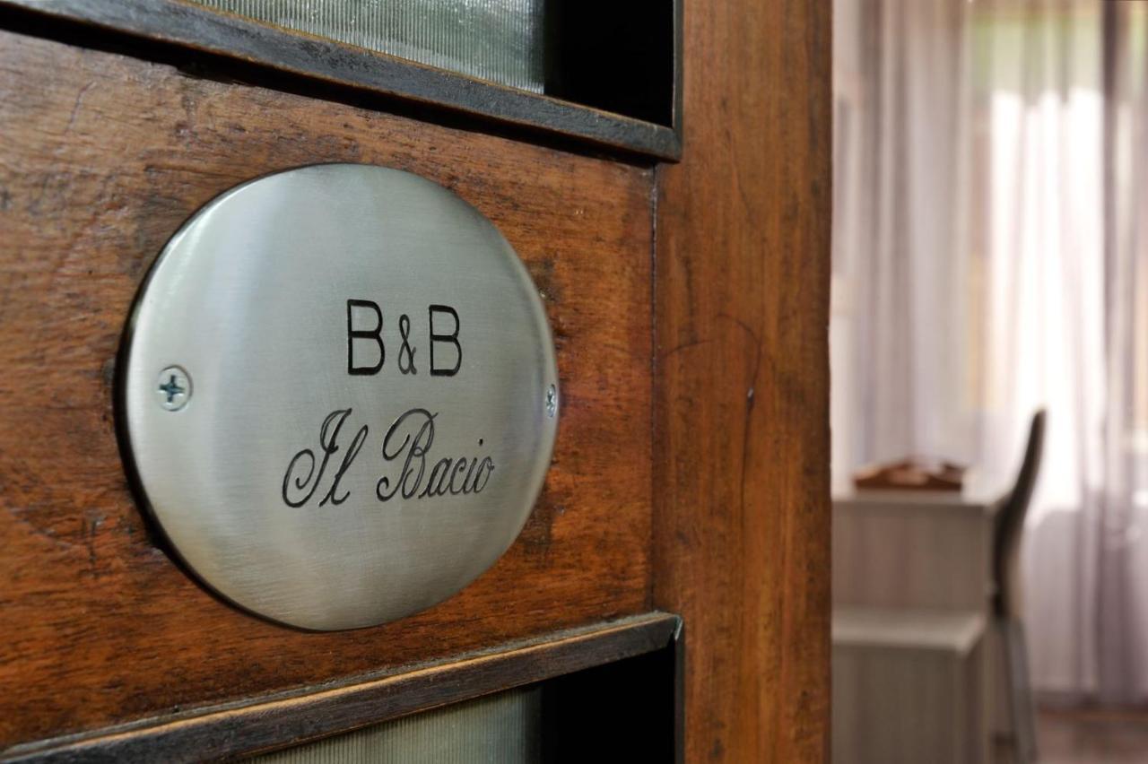 B&B Il Bacio Di Napoli Екстер'єр фото