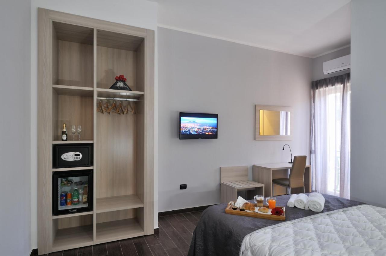 B&B Il Bacio Di Napoli Екстер'єр фото